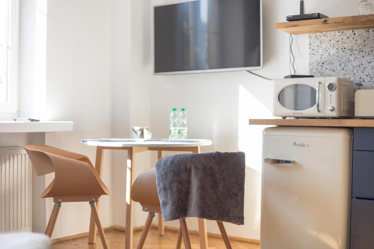 Old Town Velvet Studio Apartment Варшава Екстериор снимка