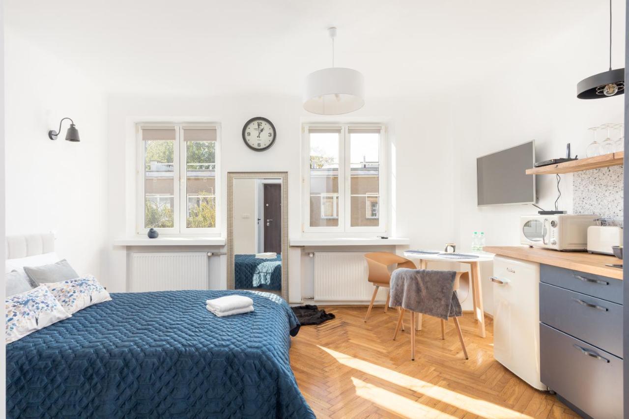 Old Town Velvet Studio Apartment Варшава Екстериор снимка
